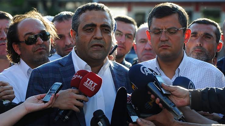 CHP'li Tanrıkulu: 'Suriye'deki Kürtlerden Teslim Olmaları Beklenmesin!'